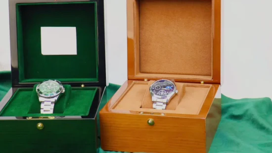 Caja de almacenamiento de exhibición de reloj de terciopelo de madera con botón de Metal verde marrón con logotipo personalizado al por mayor de fábrica de estilo más nuevo